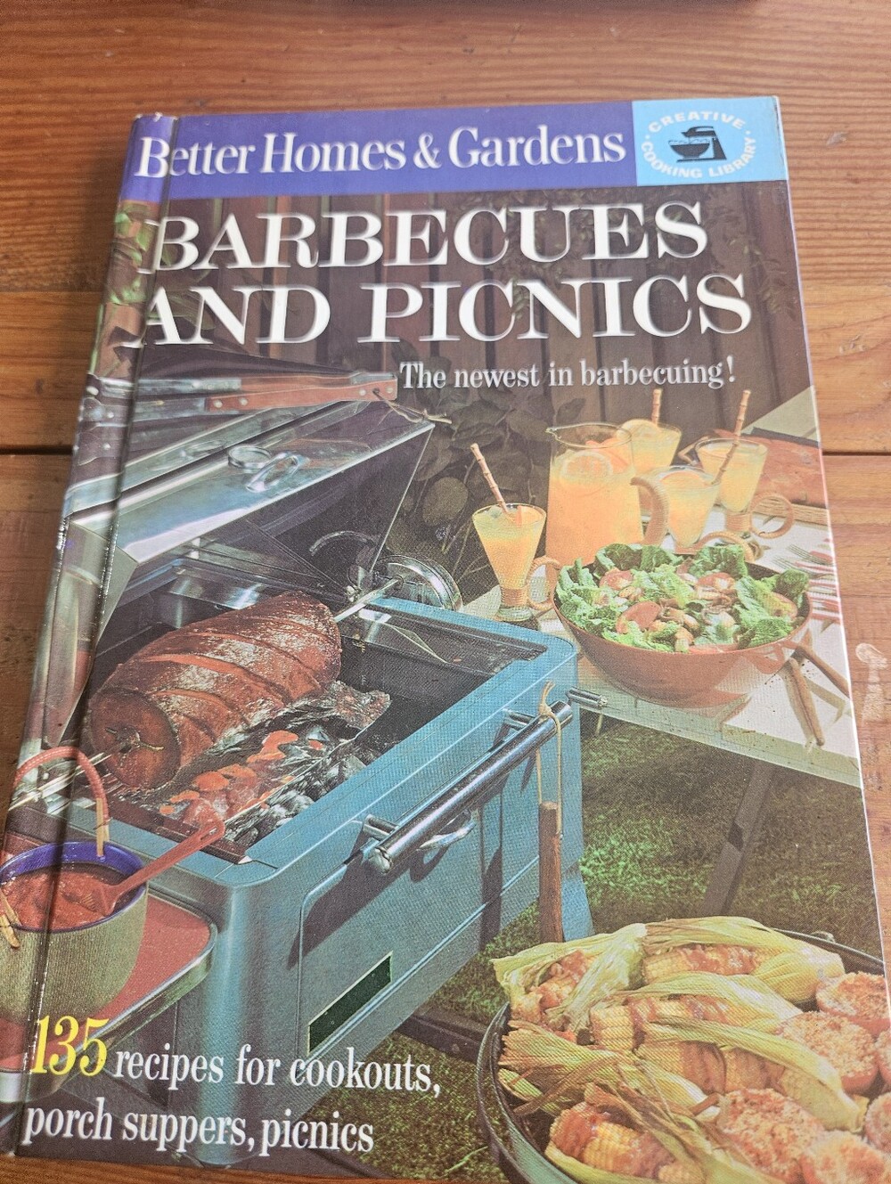 Better Homes And Gardens 1963 Hardcover BBQ & Picnic  Cookbook